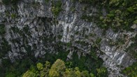 Phát hiện hố sụt sâu 120m, có rừng nguyên sinh ở Phong Nha - Kẻ Bàng