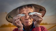  Lão ngư Đà Nẵng bất ngờ nổi tiếng từ bức ảnh đời thường