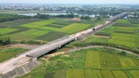  Những nhịp cầu chưa thể nối đôi bờ dân sinh