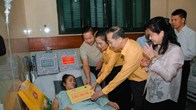 Gần 9.000 người chung tay hỗ trợ hơn 2 tỉ đồng giúp cô giáo mất một chân khi cứu trẻ