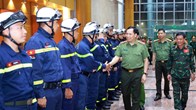 Thứ trưởng Lê Văn Tuyến tiễn Đội cứu nạn, cứu hộ Bộ Công an lên đường đến Venezuela