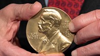 Giấc mơ giải Nobel Hòa bình “vươn tới các vì sao”