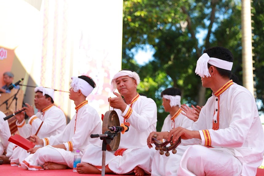 (Emagazine) Đặc sắc văn hóa Chăm qua trích đoạn nghi lễ Rija Harei  - ảnh 2