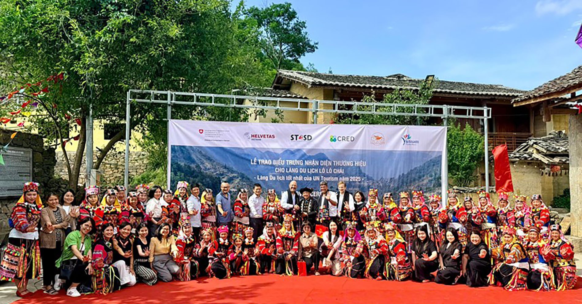 Niềm vui của người dân Lô Lô Chải khi nhận danh hiệu quốc tế từ UN Tourism