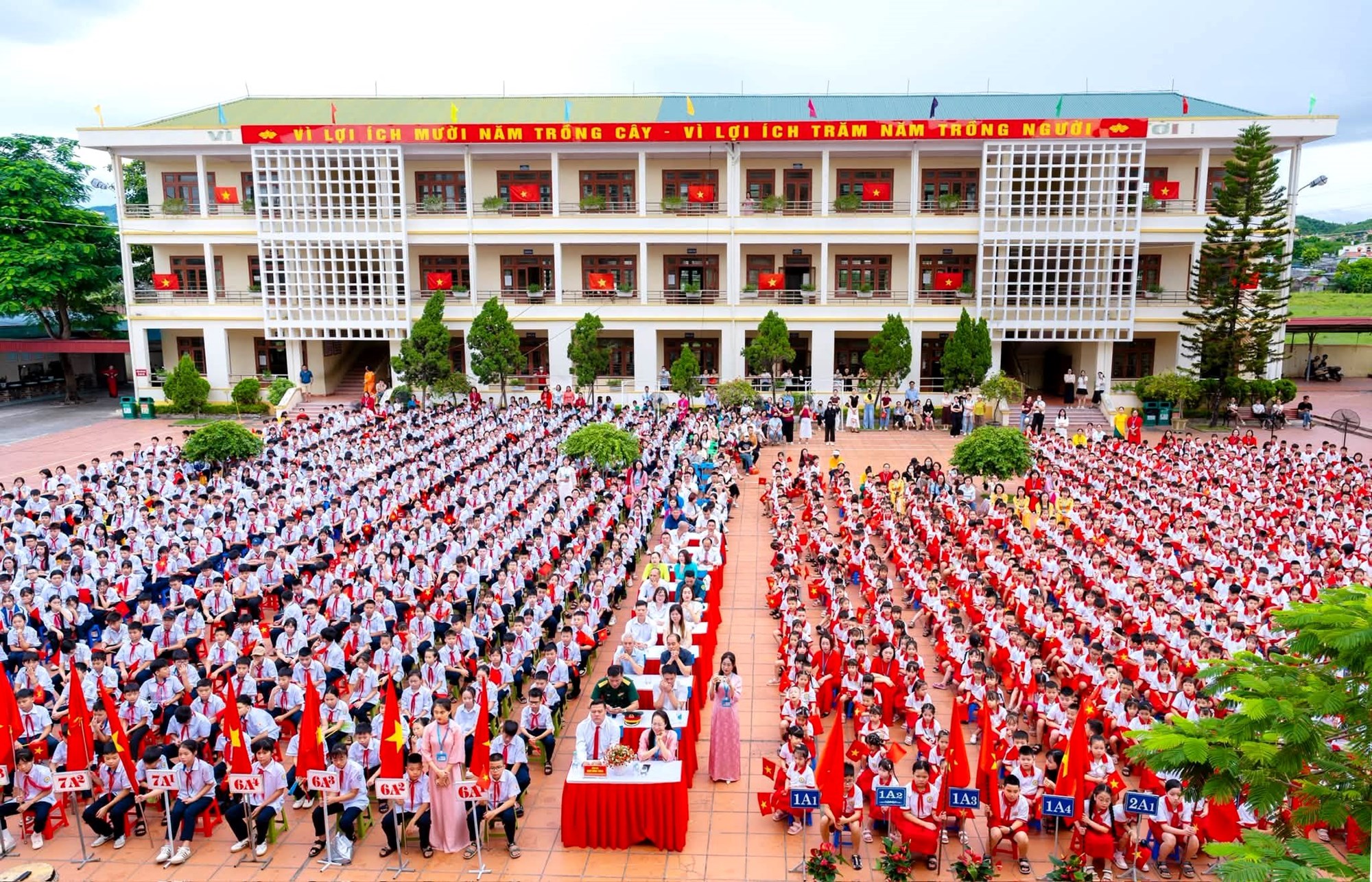 Bài 2 - Không để học sinh nào bị bỏ lại phía sau - ảnh 11