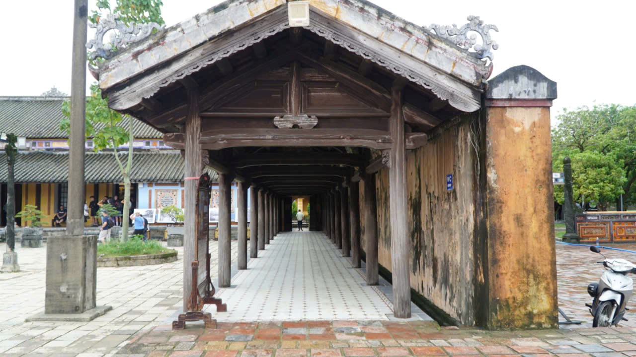 (Emagazine) Bài 1: Di sản Huế đối diện nhiều thách thức - ảnh 5