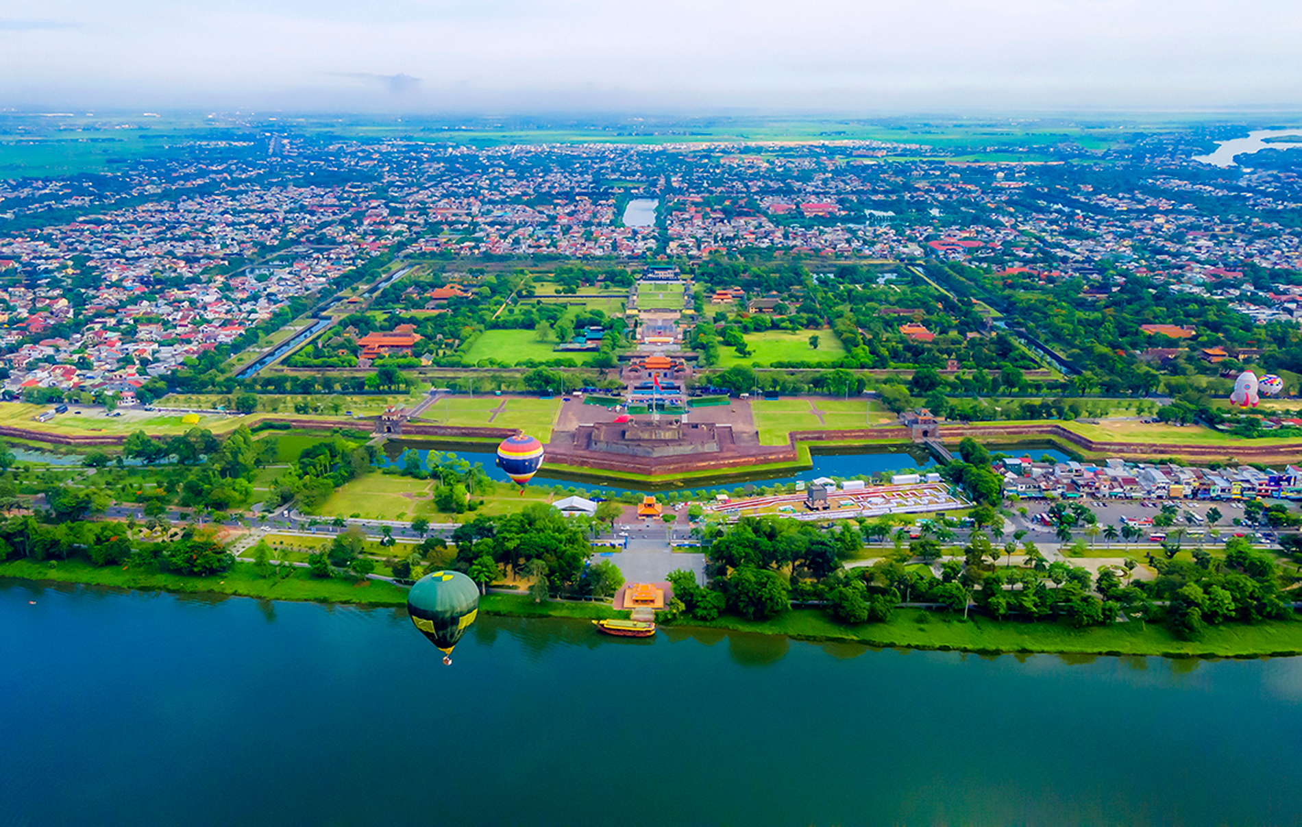 (Emagazine) Bài 2: Để di sản Huế thích ứng với biến đổi khí hậu - ảnh 11