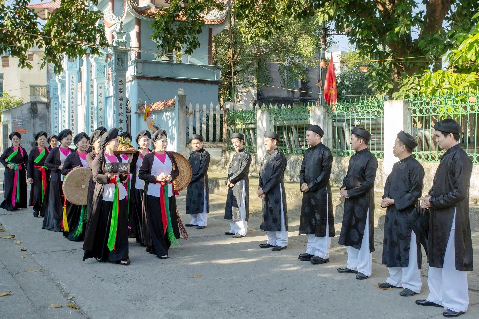 (Emagazine) Cầu kỳ như mâm cơm Quan họ - ảnh 2