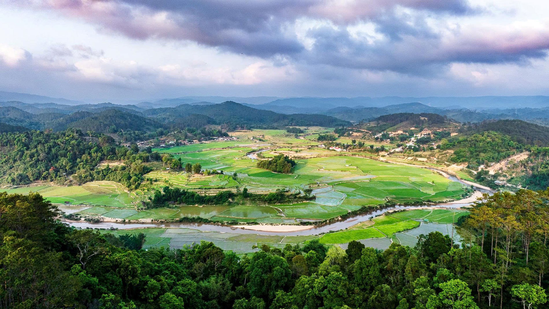 (Emagazine) Quảng Ngãi định vị thương hiệu du lịch xanh trong kỷ nguyên mới - ảnh 13