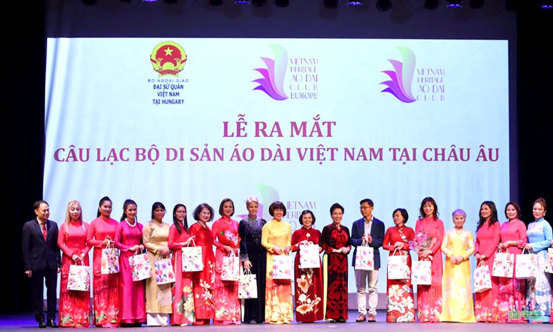 Bài 2: Những người giữ hồn áo dài ở xứ người - ảnh 3