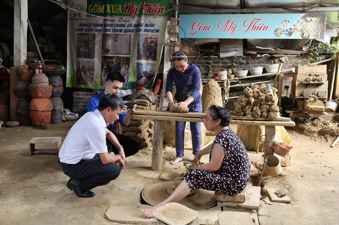 Kỳ 1: Giữ lửa làng gốm Mỹ Thiện, vun đắp sức sống văn hóa Bình Sơn - ảnh 9