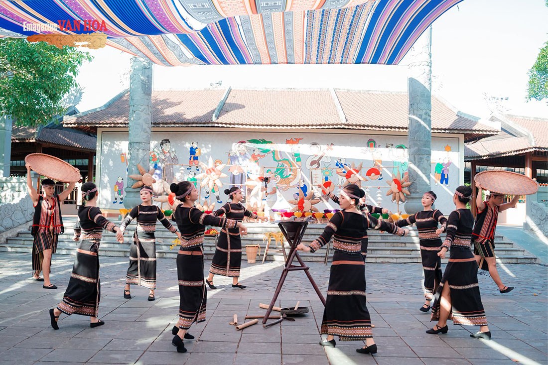 Đưa nghệ thuật truyền thống vào tổ hợp du lịch cần tính đúng giá trị văn hóa và trải nghiệm của du khách.