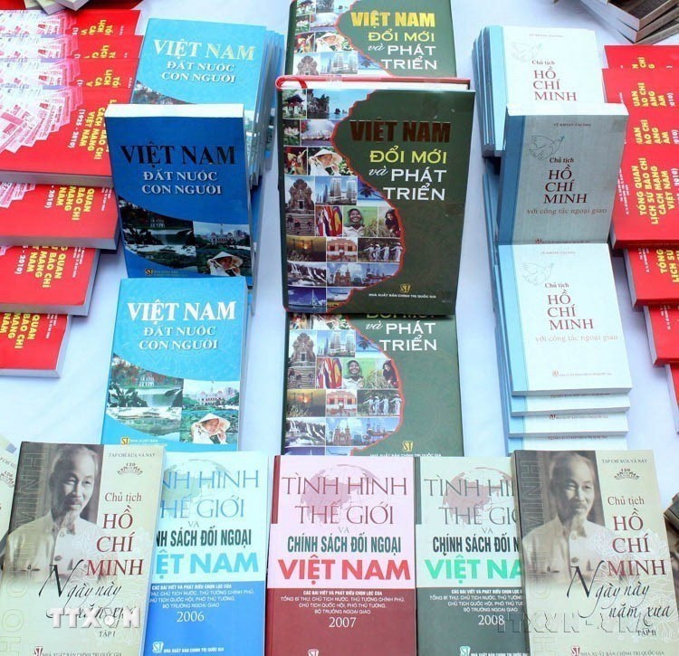 Ngành Tuyên giáo tiên phong đổi mới tư duy, phát huy vai trò trong kỷ nguyên mới - ảnh 24