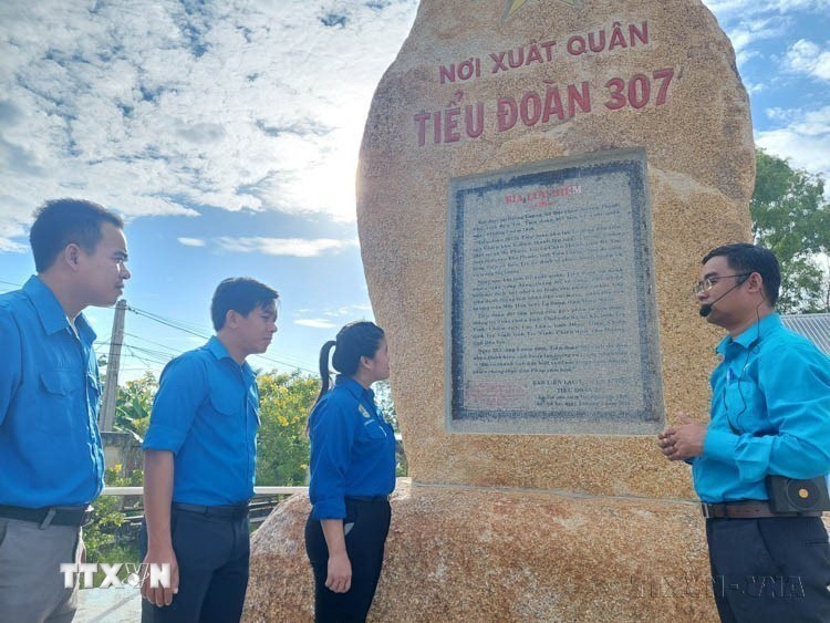 Ngành Tuyên giáo tiên phong đổi mới tư duy, phát huy vai trò trong kỷ nguyên mới - ảnh 36