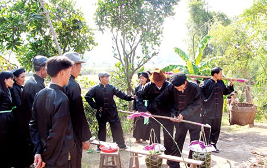Văn hóa cưới hỏi truyền thống mang đậm bản sắc của người Sán Dìu