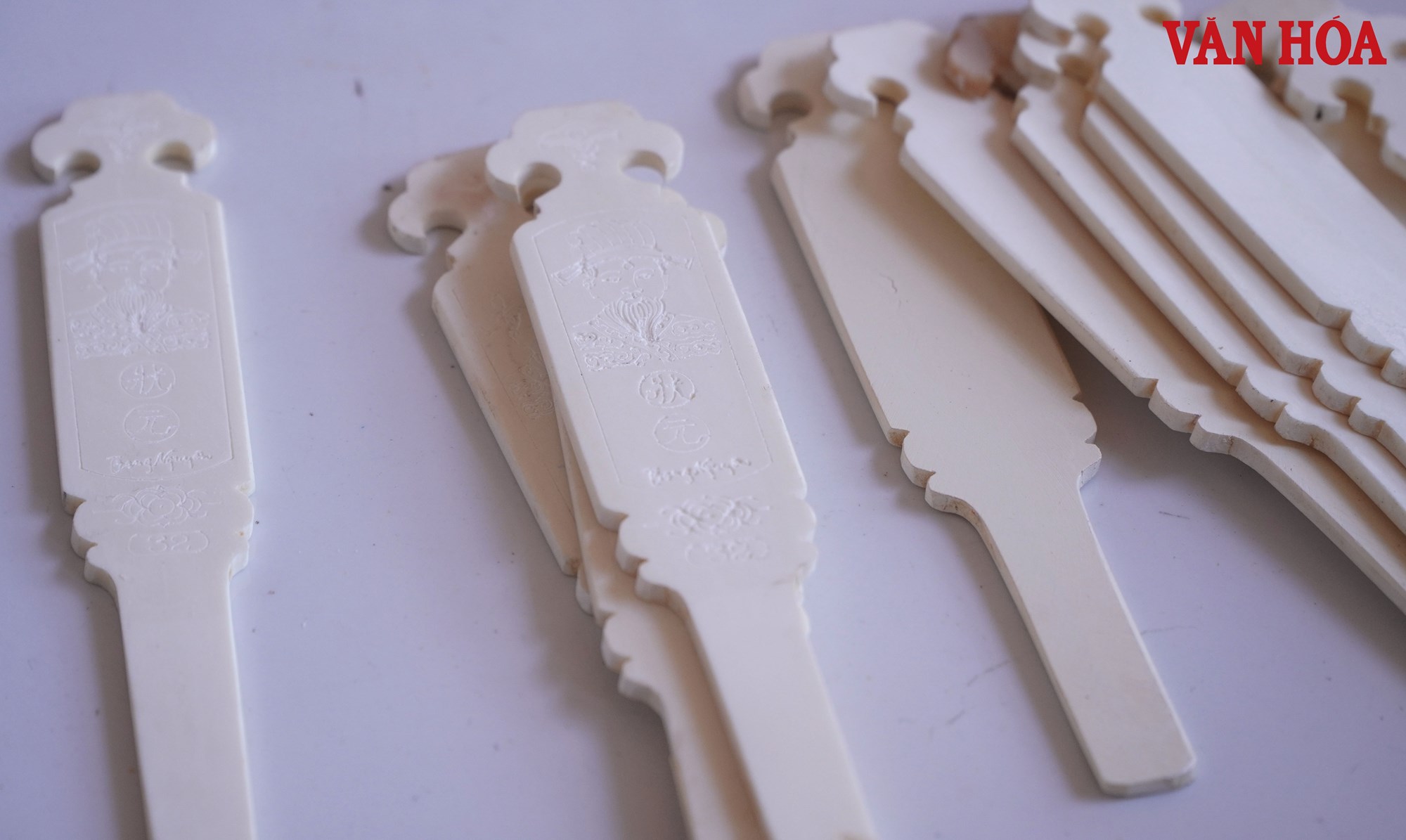 Cụ ông hơn 40 năm miệt mài giữ nghề làm xăm hường ở xứ Huế - ảnh 3