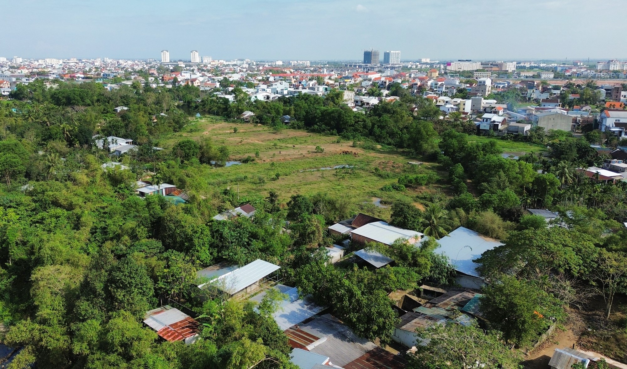 “Sống treo” hàng thập kỷ ở khu quy hoạch Đại học Huế  - ảnh 2