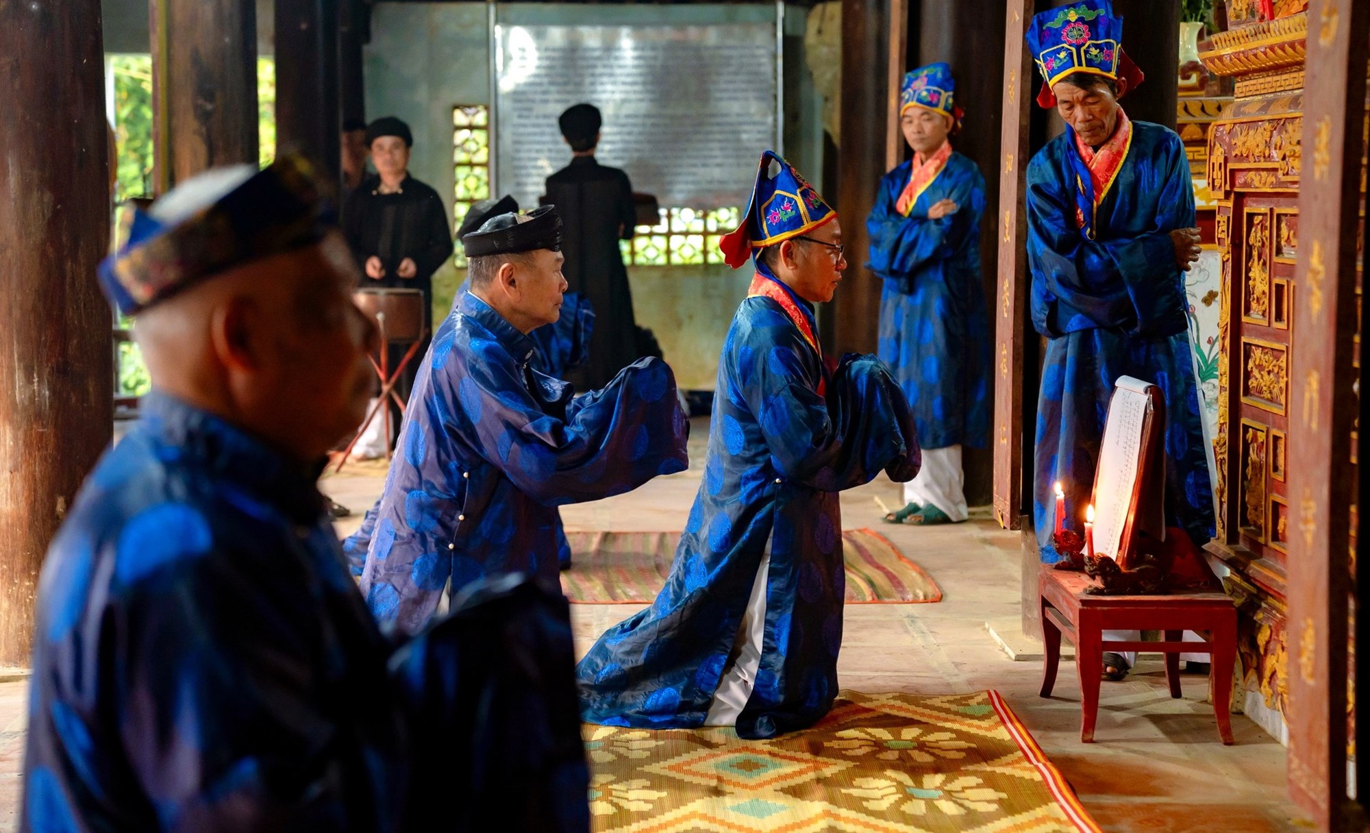 Người trẻ tranh tài tại Hội vật Thủ Lễ đầu năm mới - ảnh 1