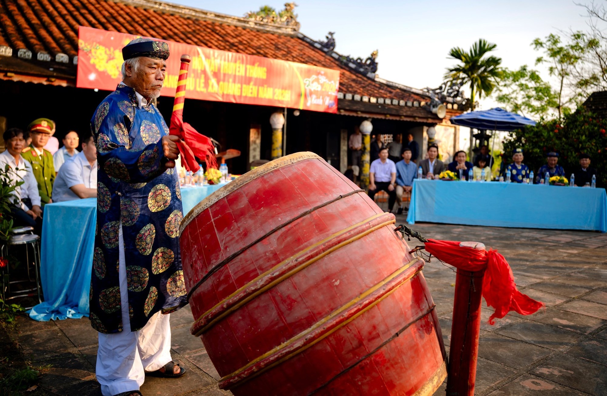 Người trẻ tranh tài tại Hội vật Thủ Lễ đầu năm mới - ảnh 2