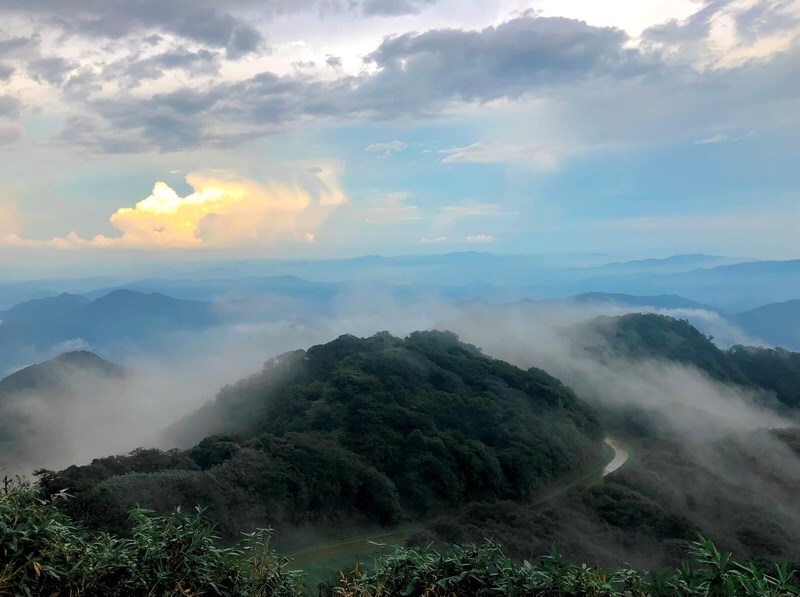 Phia Oắc mùa lạnh: Vương quốc băng giữa lòng Cao Bằng - ảnh 6