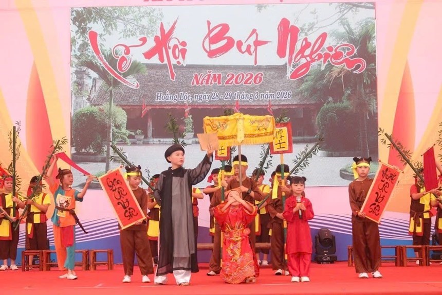 Tiết mục văn nghệ tại Lễ hội Bút Nghiên Hoằng Lộc Thanh Hóa năm 2026.