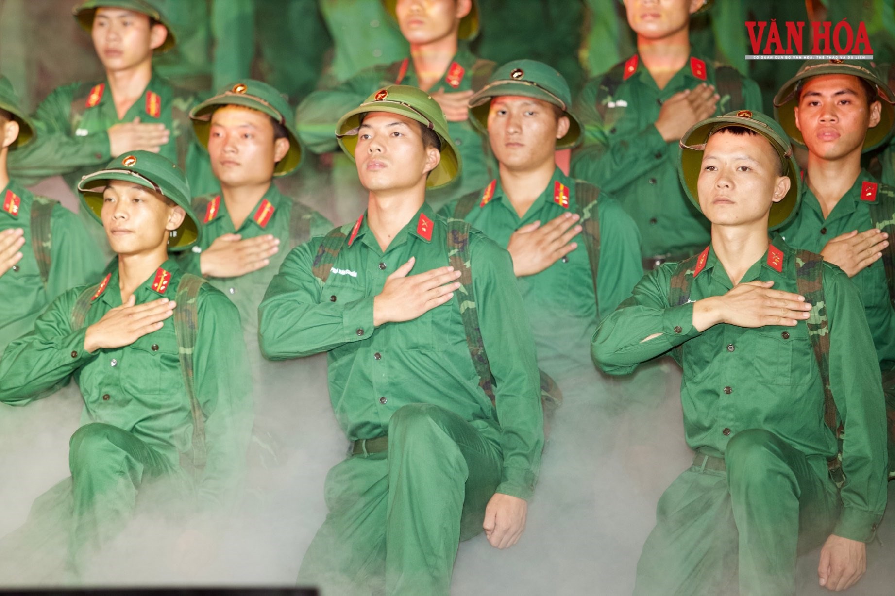 Những hình ảnh cảm động tại Cầu truyền hình “Sao sáng dẫn đường” ở Tuyên Quang - ảnh 6