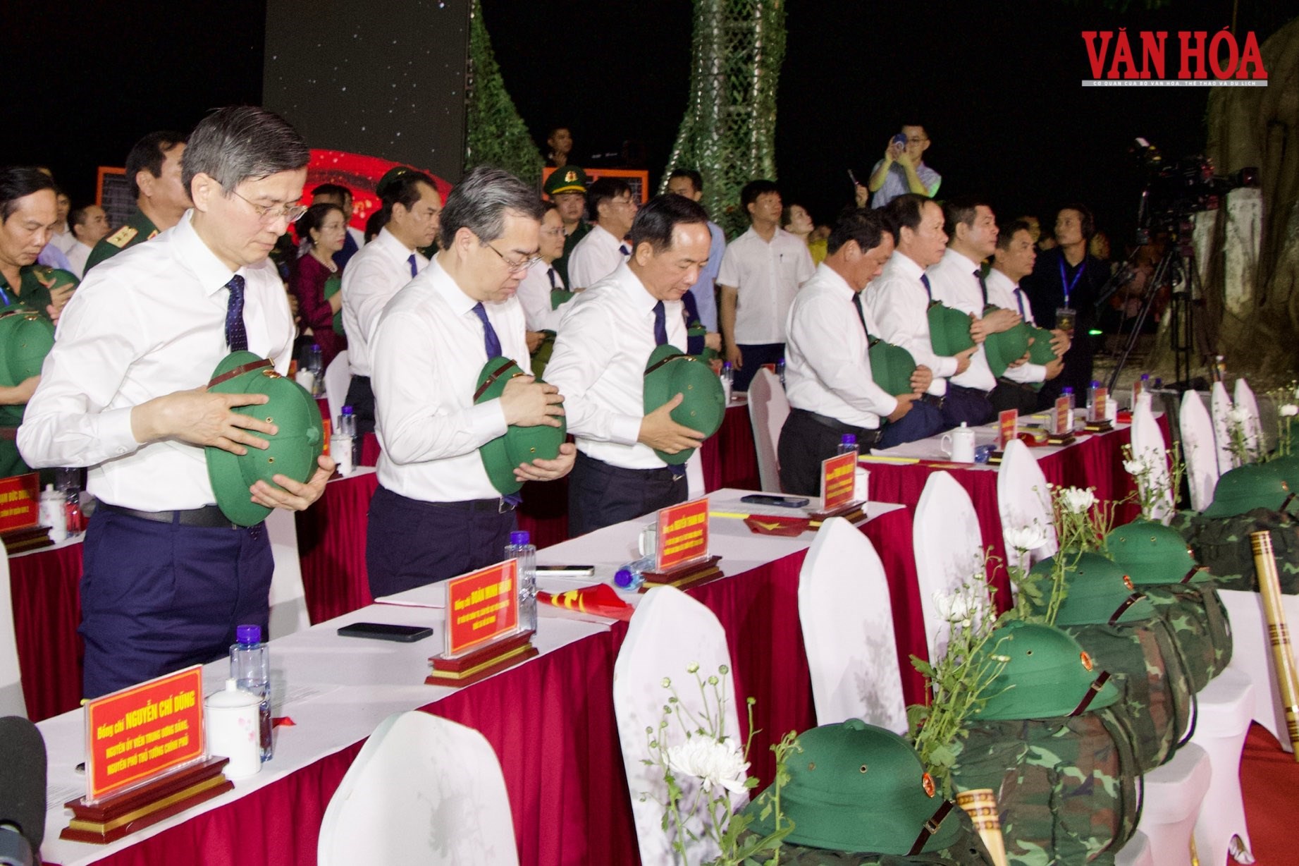 Những hình ảnh cảm động tại Cầu truyền hình “Sao sáng dẫn đường” ở Tuyên Quang - ảnh 2