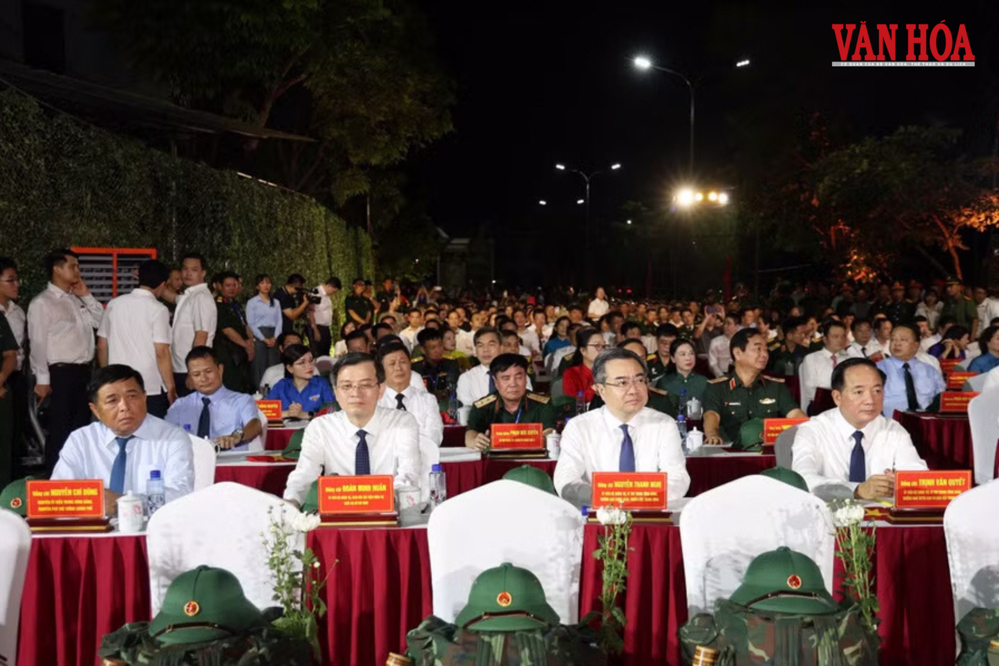 Những hình ảnh cảm động tại Cầu truyền hình “Sao sáng dẫn đường” ở Tuyên Quang - ảnh 1