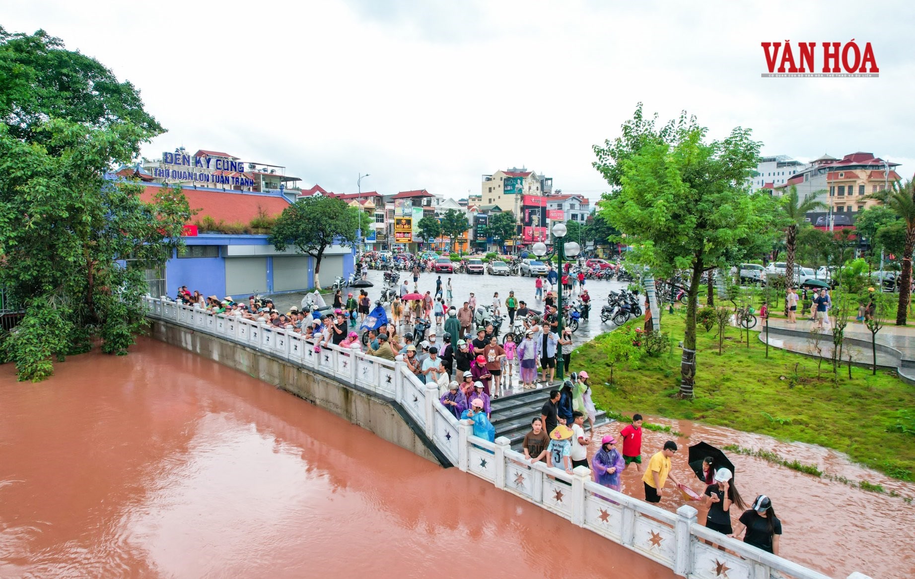 Nhìn lại những hình ảnh Lạng Sơn “oằn mình” trong trận lũ lớn - ảnh 7