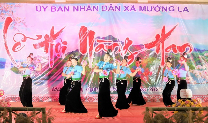 Các hoạt động văn hóa tại Lễ hội Nàng Han ở Mường La