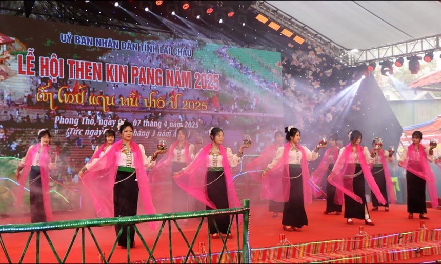 Nghi lễ Then khai hội tại Lễ hội Then Kin Pang 2026 ở Lai Châu