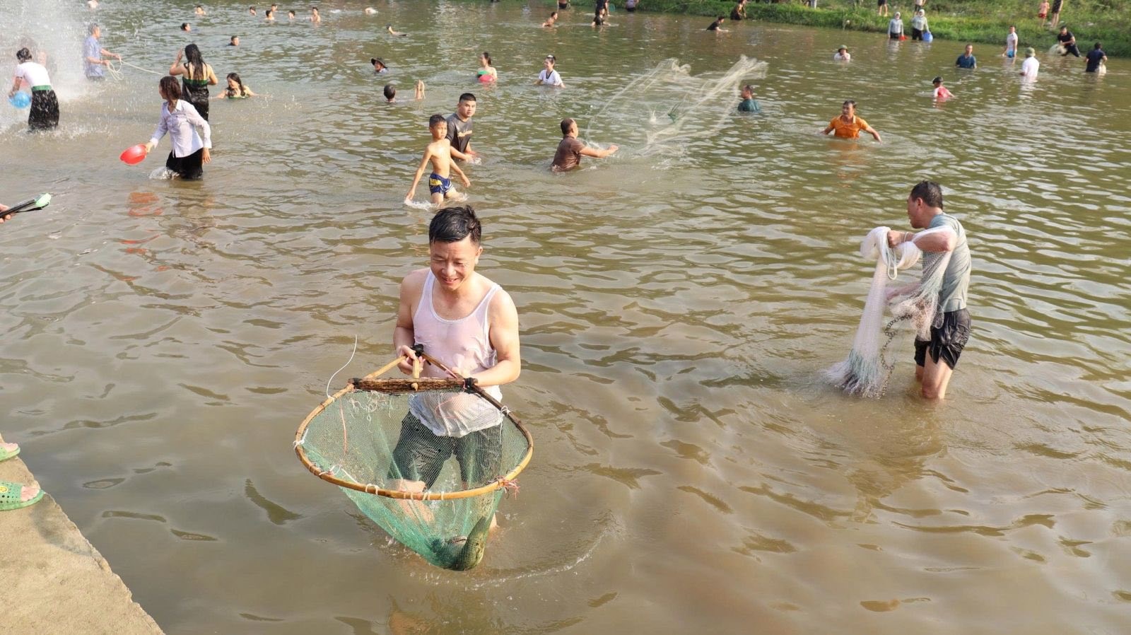 (Emagazine) Vui hội Nàng Han với người Thái trắng nơi biên cương Phong Thổ - ảnh 12