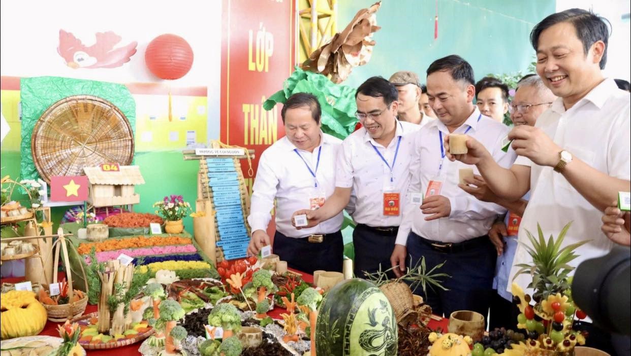 (Emagazine) Vui hội Nàng Han với người Thái trắng nơi biên cương Phong Thổ - ảnh 13