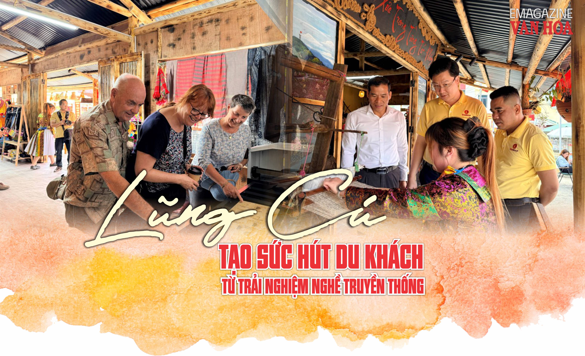 Du khách trải nghiệm nghề thủ công truyền thống tại Lũng Cú Tuyên Quang