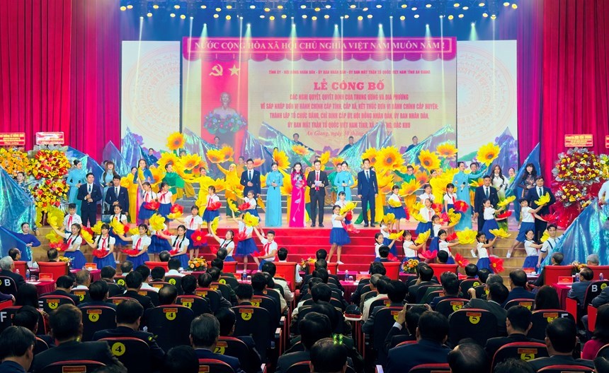Ngày hội VHTTDL 4 dân tộc An Giang tôn vinh giá trị văn hóa truyền thống của người Kinh Hoa Khmer và Chăm