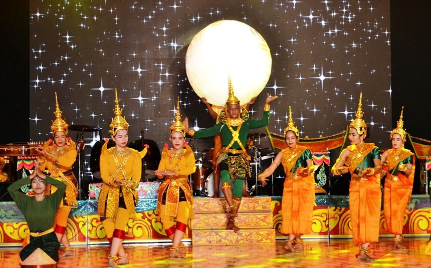 Điệu múa truyền thống của đồng bào Khmer An Giang thể hiện nét đẹp văn hóa dân tộc