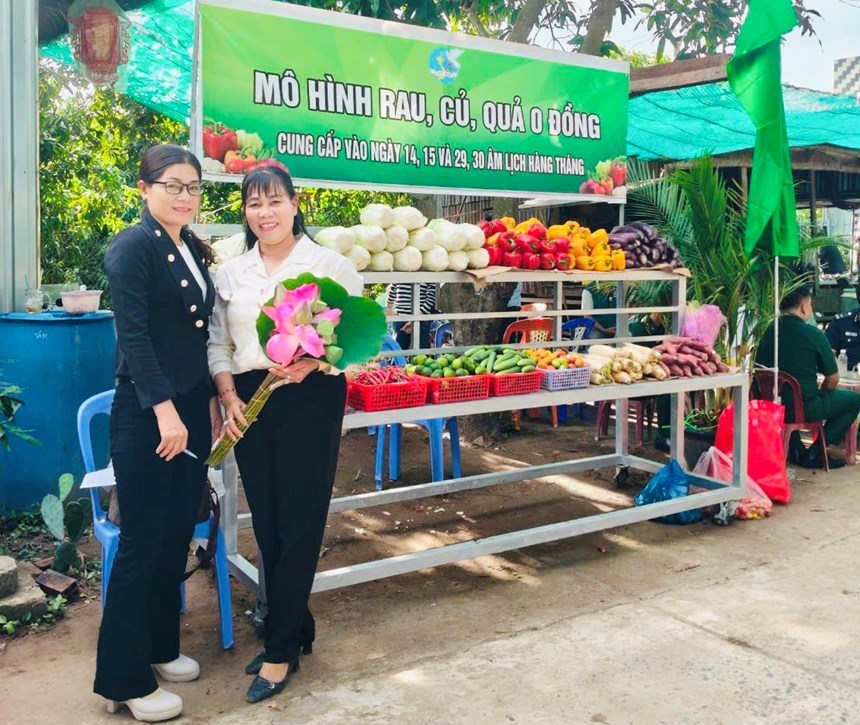Mô hình rau củ quả 0 đồng tại Ngày hội Ẩm thực Giồng cây Da