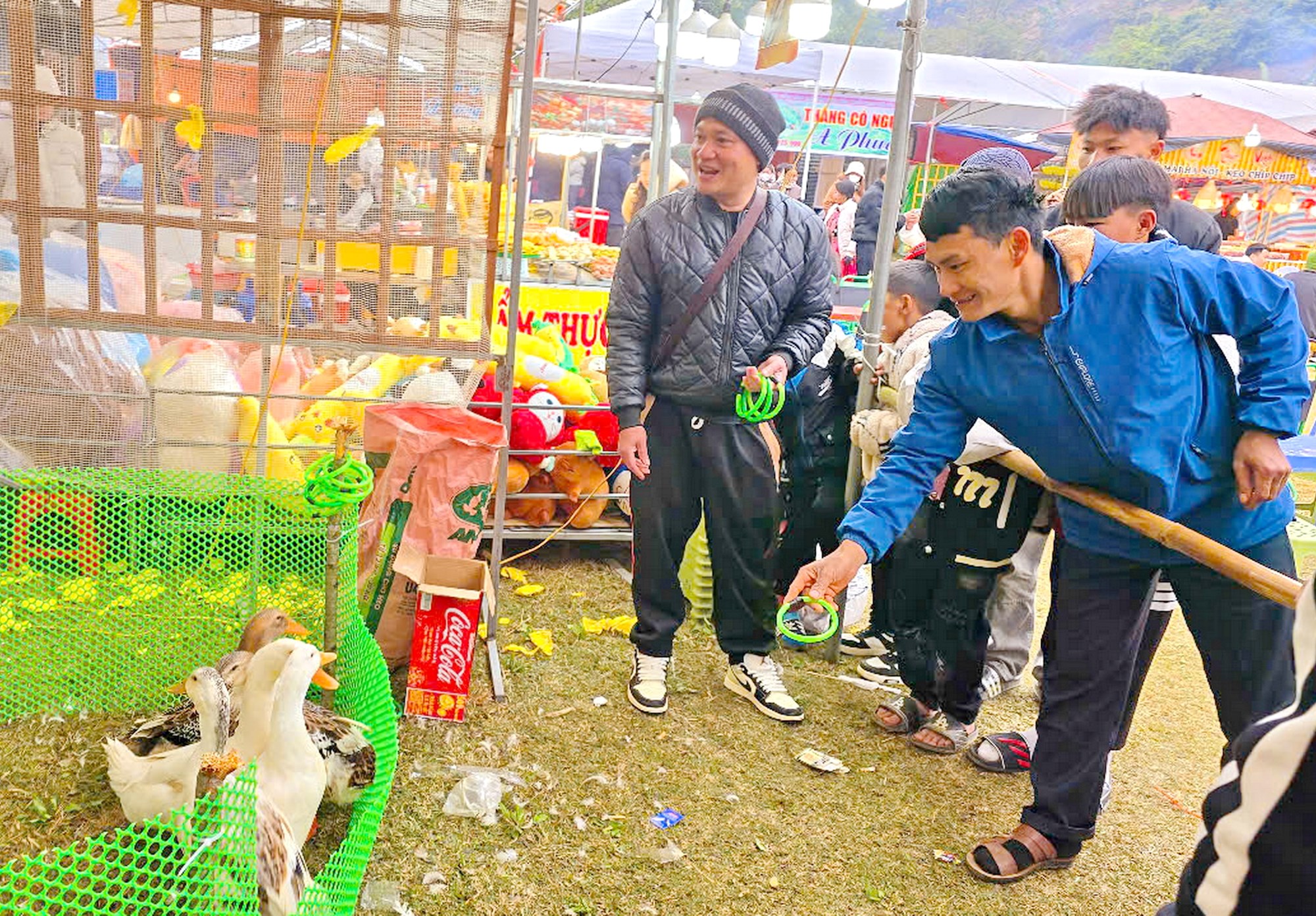 Lên vùng cao vui hội mùa Xuân - ảnh 13