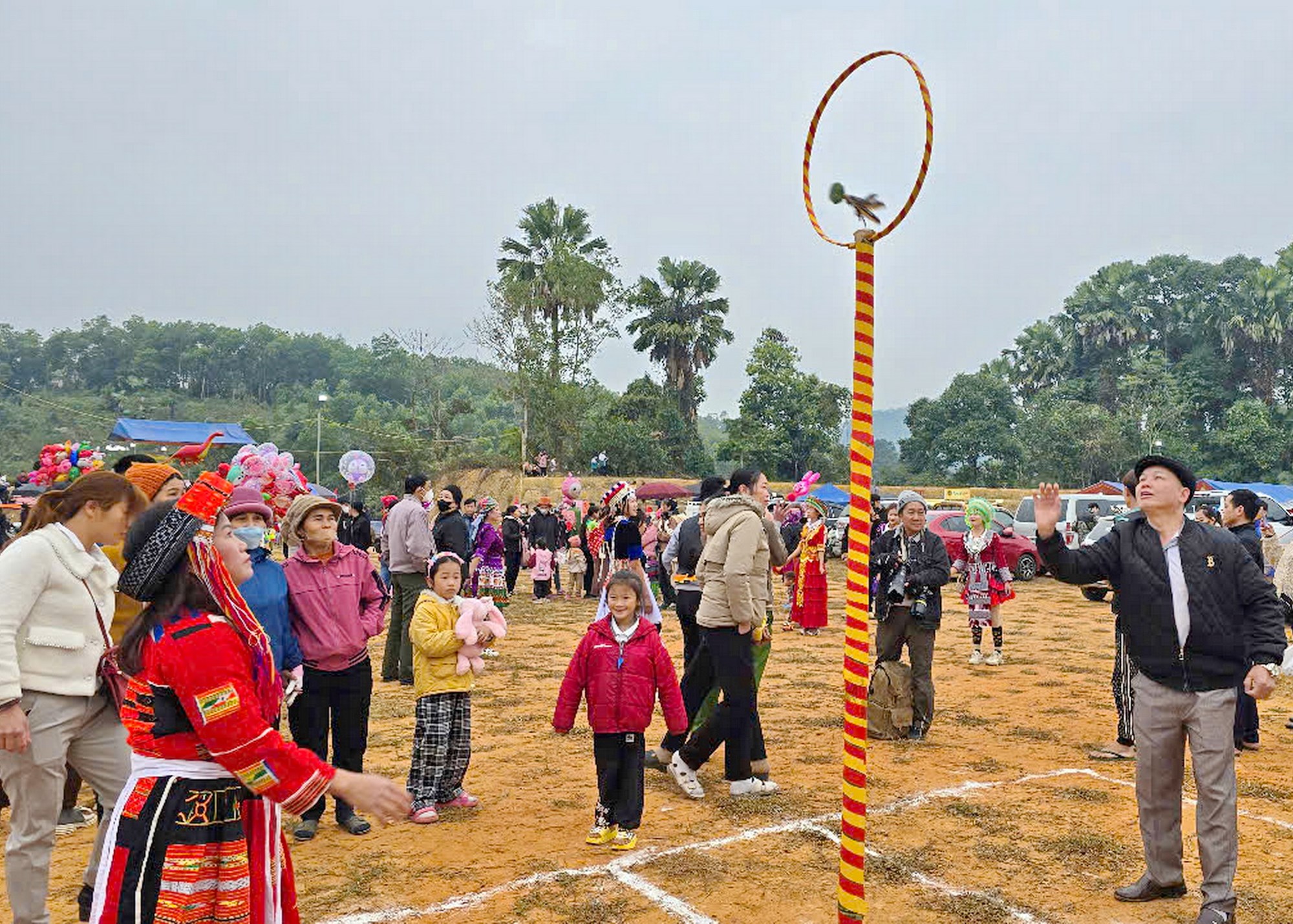 Lên vùng cao vui hội mùa Xuân - ảnh 6