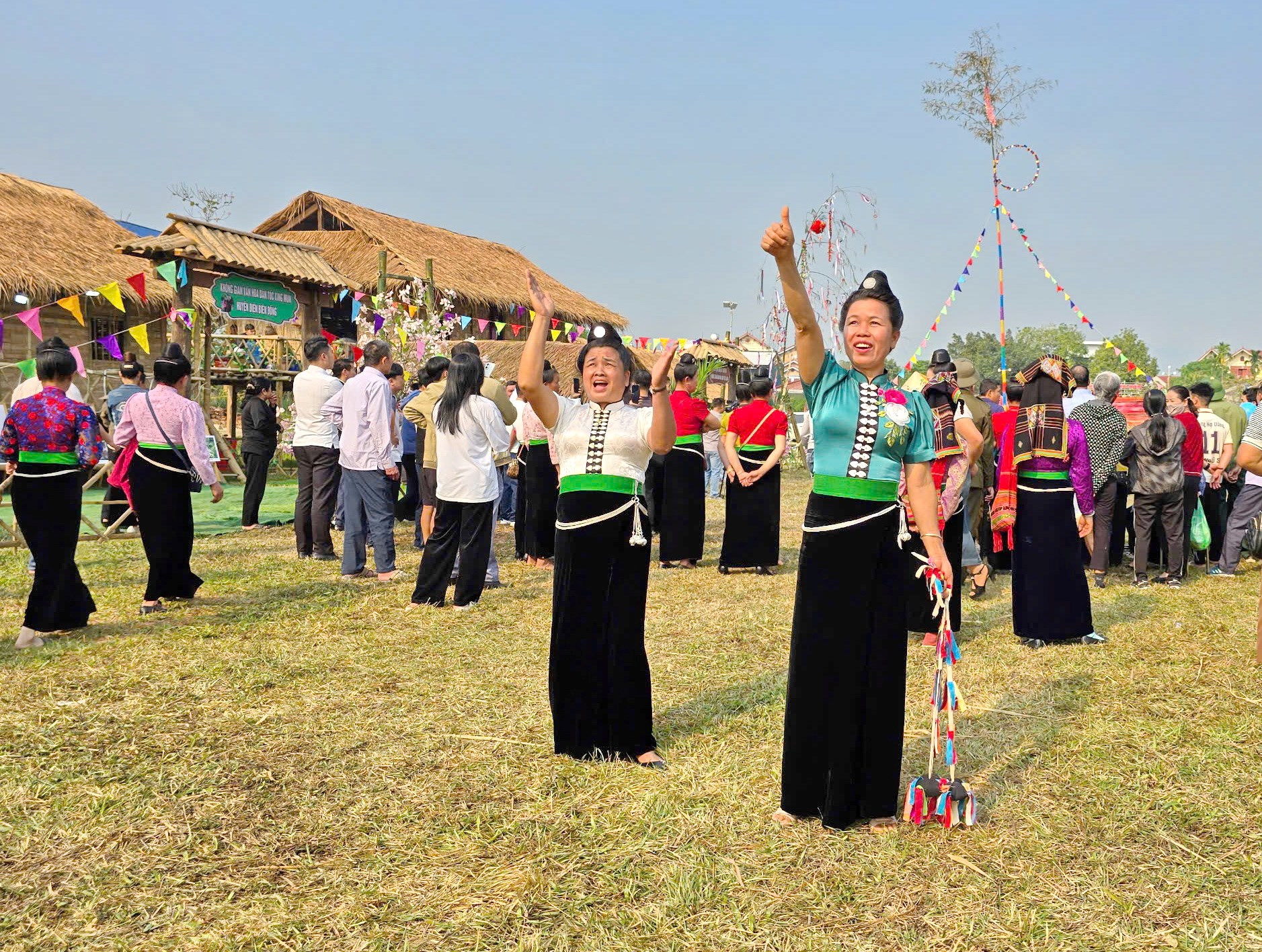 Rộn ràng không gian văn hóa vùng cao - ảnh 10