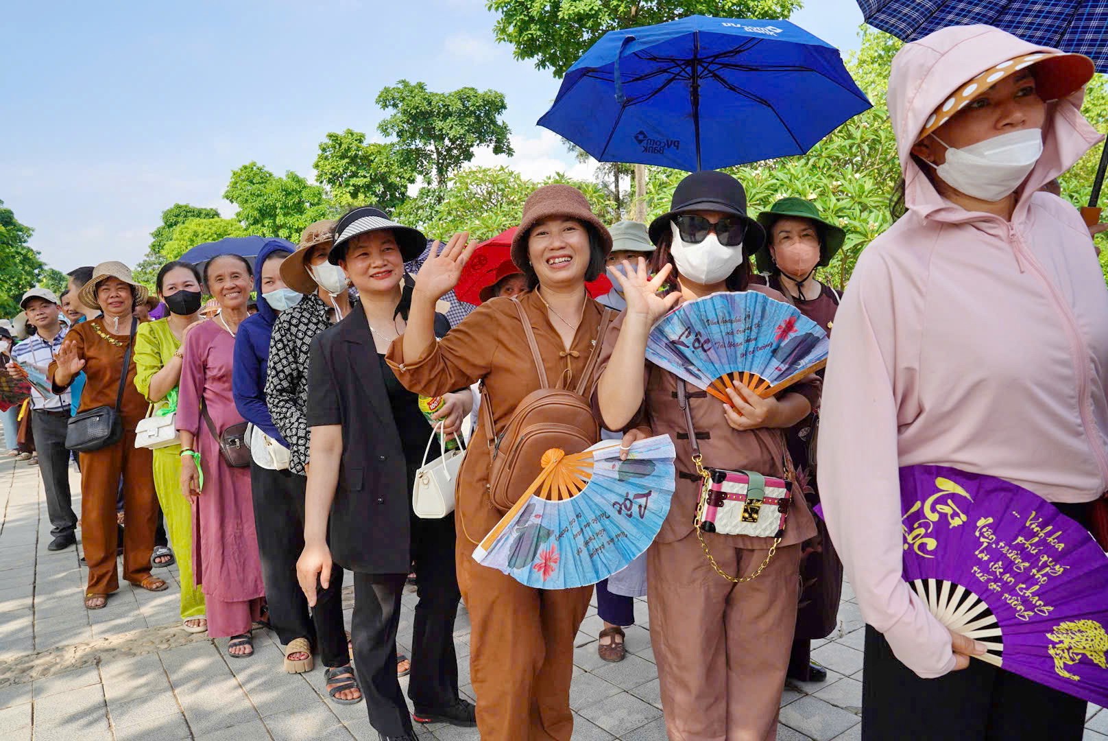 Tôn trí Xá lợi Phật tại chùa Tam Chúc đến hết ngày 21.5 - ảnh 6
