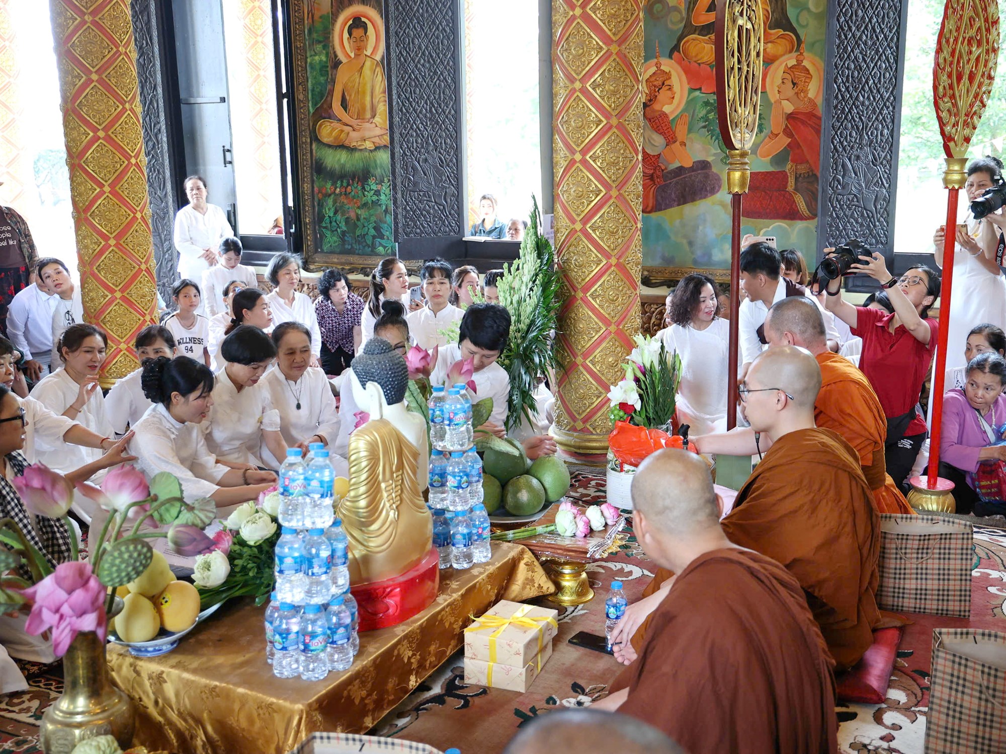 Lễ dâng y tắm mưa tại chùa Khmer - ảnh 4