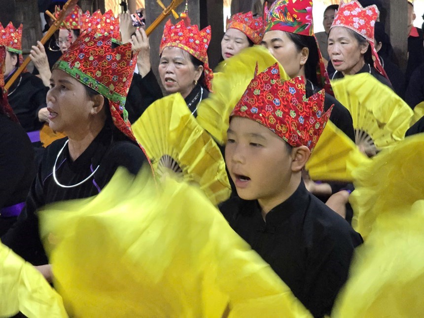 Nghi thức lượn đò trong hành trình nghi lễ Then của người Tày