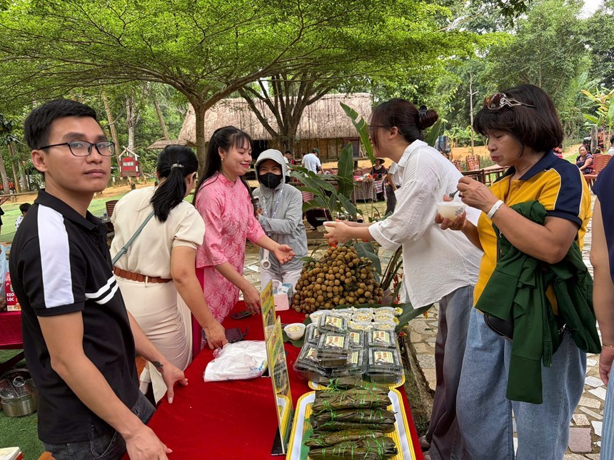 Không gian quảng bá văn hóa du lịch Hưng Yên tại Làng Văn hóa các dân tộc Việt Nam