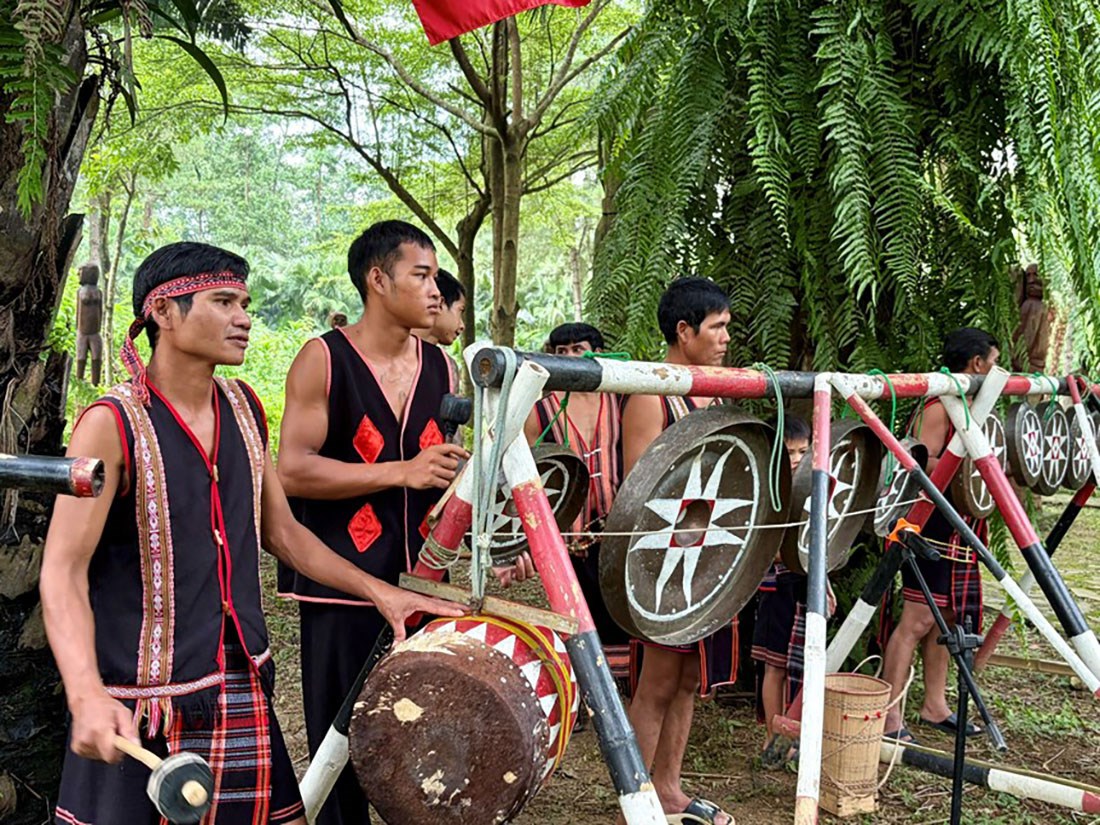 Không khí sôi động của cồng chiêng Tây Nguyên