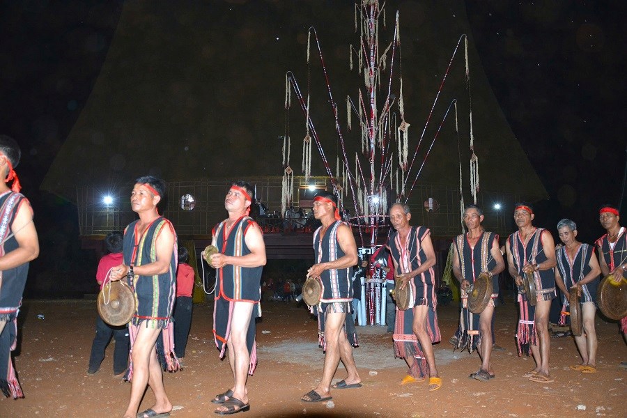 (Emagazine) Nhà rông làng Kép 1 “đánh thức” tiềm năng du lịch cộng đồng - ảnh 2