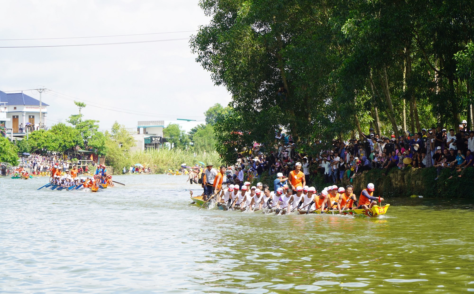 Kiến Giang ‘dậy sóng’ đua, bơi thuyền mừng Tết Độc lập - ảnh 7