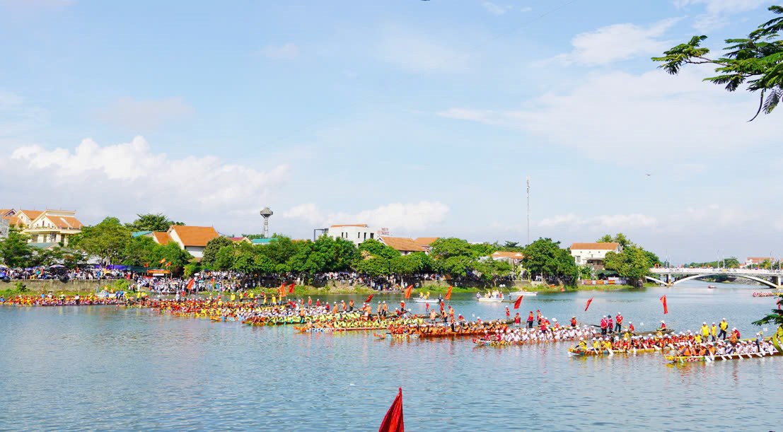 Kiến Giang ‘dậy sóng’ đua, bơi thuyền mừng Tết Độc lập - ảnh 3