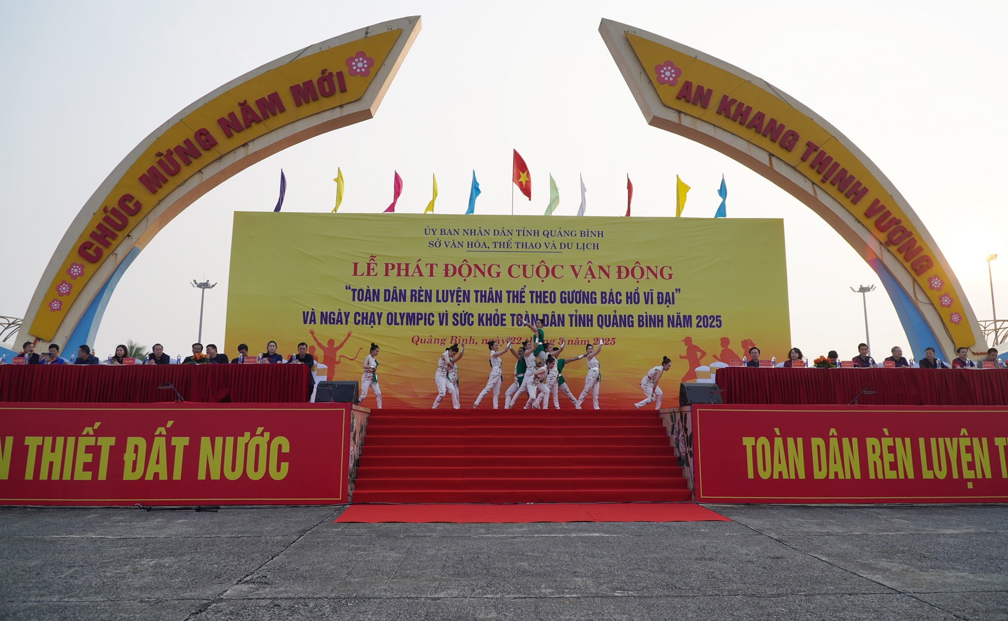 1.500 người tham gia Ngày chạy Olympic - ảnh 2