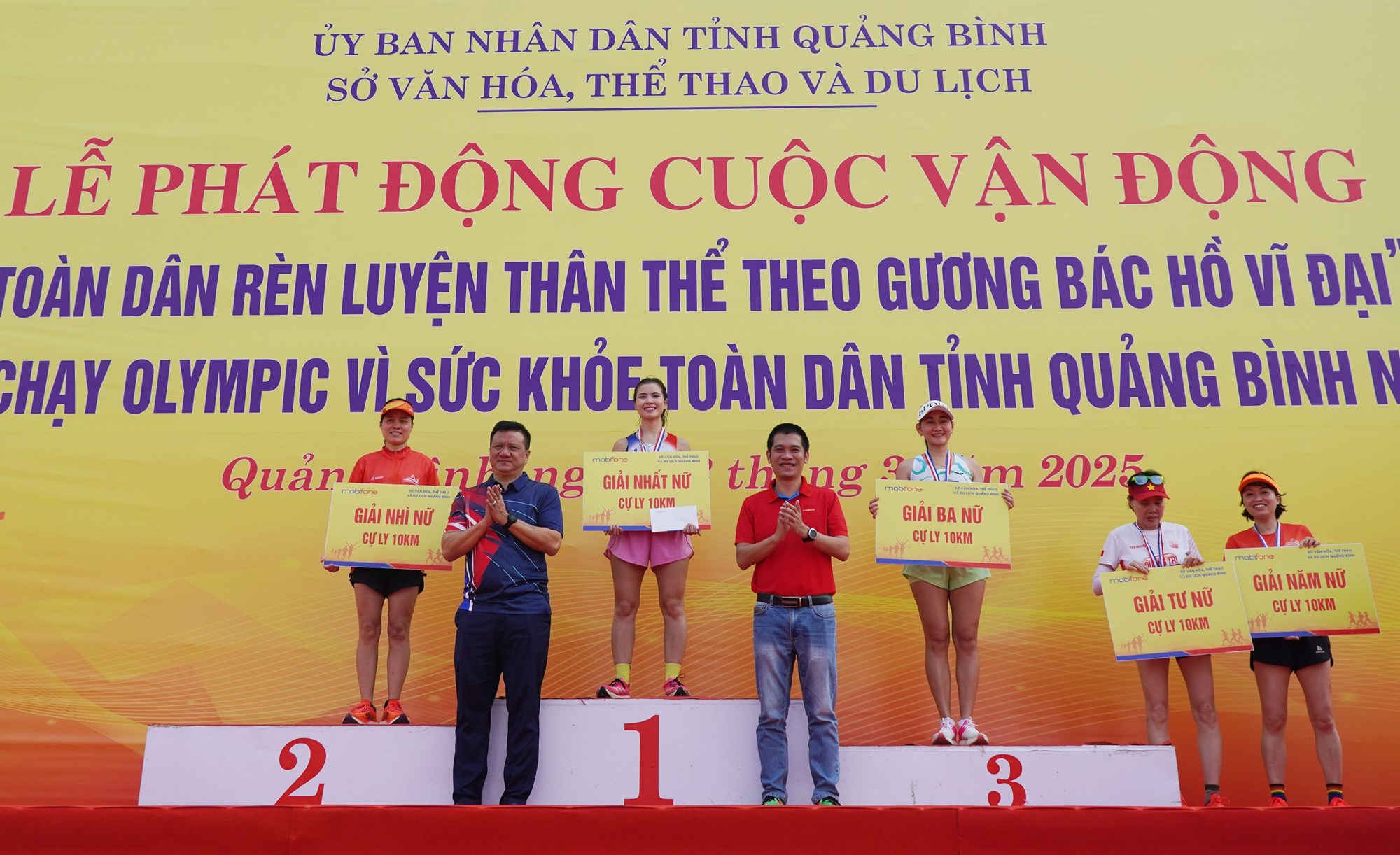 1.500 người tham gia Ngày chạy Olympic - ảnh 10